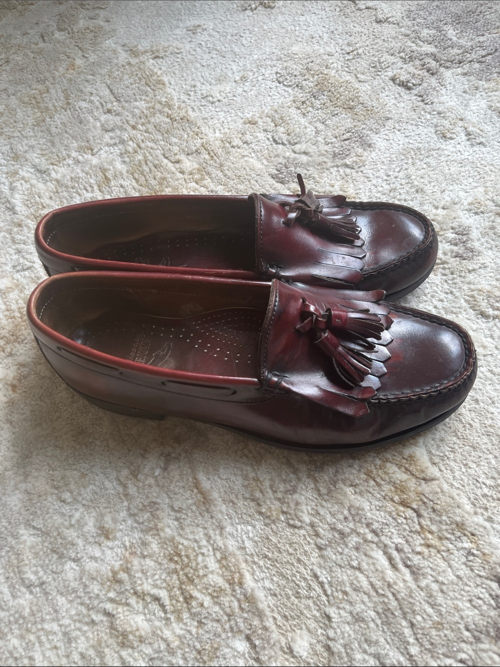Weejuns Kiltie Tassel Loafers in Oxblood Burgundy Leather Men’s Size 8.5